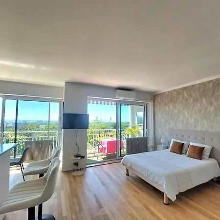 Apartment Vue Sur Lyon - Clim - Terrasse - Parking Securise